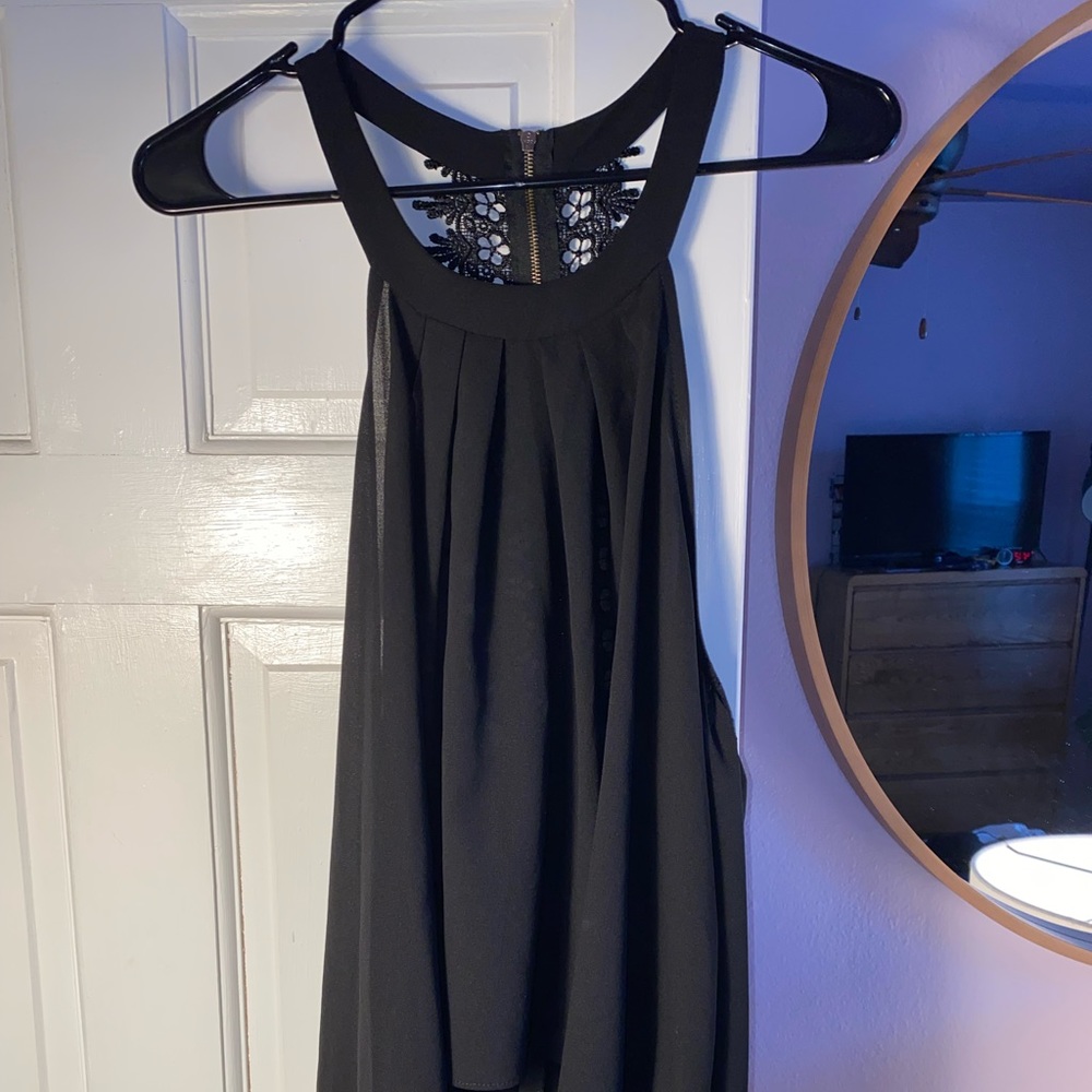 Black tank size L